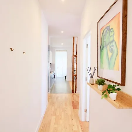 Akicity Anjos Cerulean Apartment Lisbon